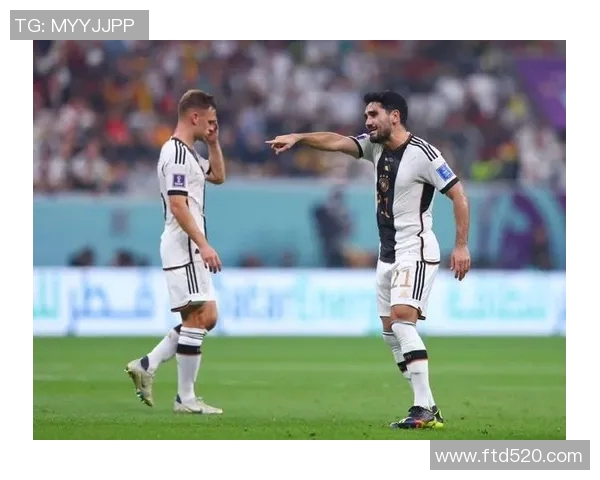 京多安领衔新赛季展望球场上的战术大师与球队的中流砥柱