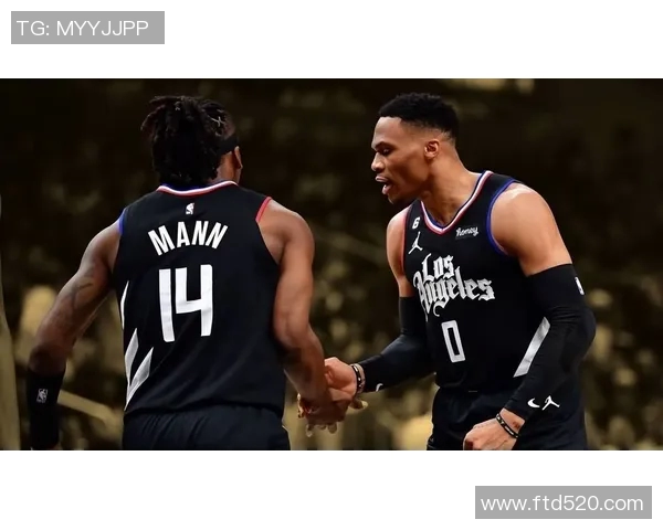 威斯布鲁克与罗斯的巅峰对决谁能在球场上书写传奇篇章