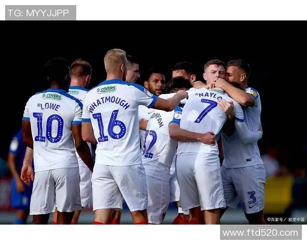 布莱克浦与卢顿比赛因天气原因延期球迷期待新赛程安排