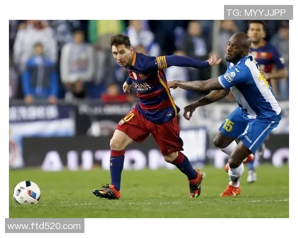 梅西神勇助攻戴帽巴黎逆转巴萨晋级八强精彩瞬间回顾