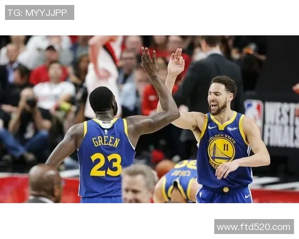 猛龙与勇士比赛得分对比分析及其影响因素探讨