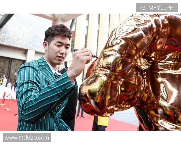 吴冠希:从篮球新星到职业生涯巅峰的蜕变与成长之路 吴冠希:从篮球新星到职业生涯巅峰的蜕变与成长之路