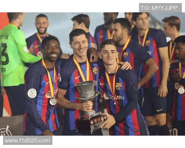 比利亚雷亚尔主场迎战拉科，争夺西甲宝贵积分之战