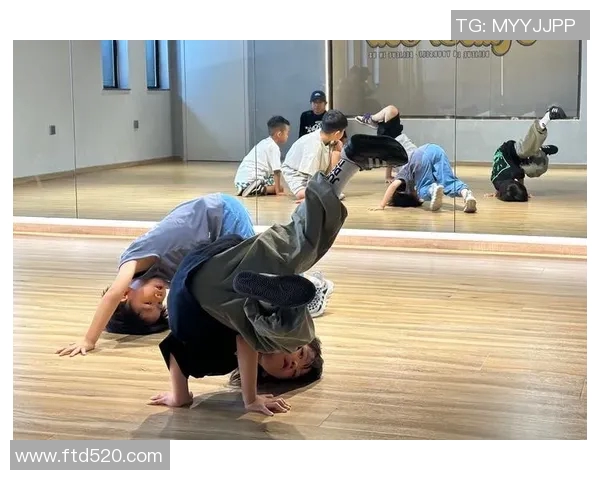 杭州街舞队的节奏魅力解析与街舞文化的深度融合探讨MBA