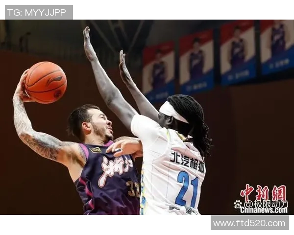 2021年CBA青岛队对阵浙江队精彩赛事回顾与分析