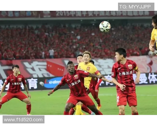 上海上港迎战重庆现代力争主场全取三分展现强队风范 上海上港迎战重庆现代力争主场全取三分展现强队风范