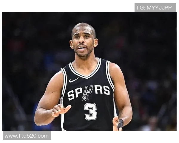 克里斯保罗与马布里对决历史回顾与球场风采的深度分析 克里斯保罗与马布里对决历史回顾与球场风采的深度分析