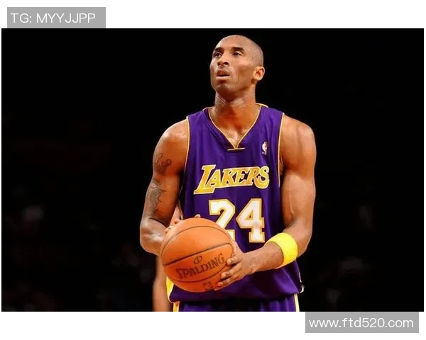 篮球明星意外断臂重返赛场的励志故事与不屈精神的启示